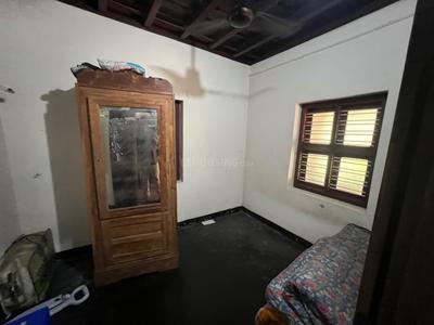 Bedroom Image of 1800 Sq.ft 4 BHK Independent House for rent in Karakkunnathu Kozhikode for Rs. 10000