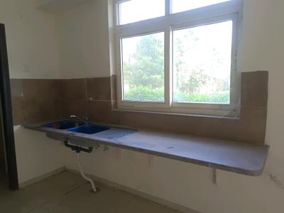 Kitchen Image of 2906 Sq.ft 3 BHK Apartment / Flat for sale in BPTP Amstoria , Sector 102 Gurgaon for Rs. 28100000