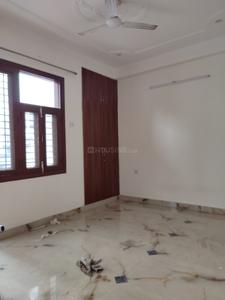 Bedroom Image of 700 Sq.ft 1 BHK Builder Floor for rent in Freedom Fighters Enclave New Delhi for Rs. 13000