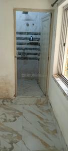 Bathroom Image of 810 Sq.ft 2 BHK Apartment / Flat for rent in Behala Kolkata for Rs. 14000
