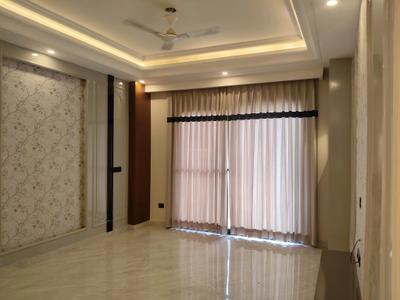 Living Room Image of 1950 Sq.ft 3 BHK Builder Floor for sale in Sector 10 Gurgaon for Rs. 24000000