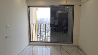 Living Room Image of 750 Sq.ft 2 BHK Apartment / Flat for rent in Vashi Navi Mumbai for Rs. 60000