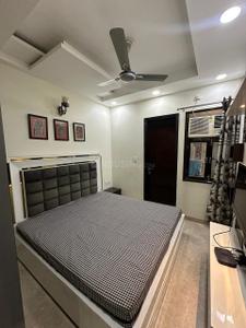 Bedroom Image of 900 Sq.ft 3 BHK Builder Floor for rent in Pitampura New Delhi for Rs. 50000