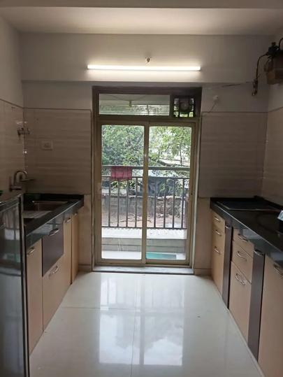 Naupada, Thane West Main Image 1