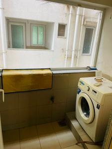 Bathroom Image of 2500 Sq.ft 3 BHK Apartment / Flat for rent in Amaya 78 at Gokuldham, Shantipura Ahmedabad for Rs. 90000
