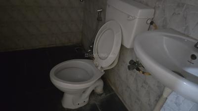 Bathroom Image of 550 Sq.ft 1 BHK Apartment / Flat for rent in Mantri Woodlands, Arakere Bengaluru for Rs. 26000