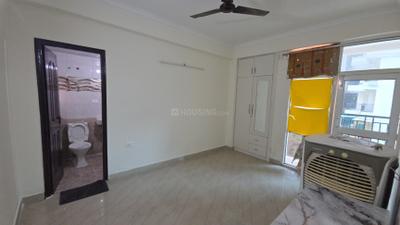 Bedroom Image of 1000 Sq.ft 2 BHK Apartment / Flat for sale in JKG Palm Court, Noida Extension Greater Noida for Rs. 7800000