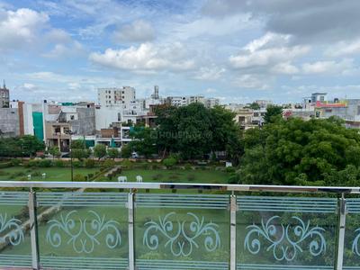 Balcony Image of 2200 Sq.ft 2 BHK Builder Floor for rent in Gomti Nagar Lucknow for Rs. 20000