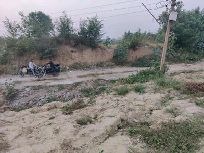 Image of 1350 Sq.ft Residential Plot / Land for sale in Pandav Nagar, Ghaziabad for Rs. 10300000