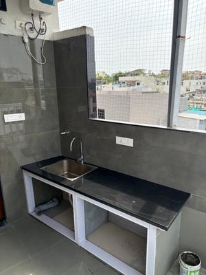 Kitchen Image of 1200 Sq.ft 1.5 BHK Builder Floor for rent in Scheme No 114 Indore for Rs. 35000