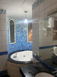 Bathroom Image of 1705 Sq.ft 3 BHK Apartment / Flat for sale in Pareena Mi Casa, Sector 68 Gurgaon for Rs. 20000000