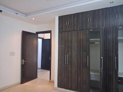 Bedroom Image of 1800 Sq.ft 3 BHK Builder Floor for sale in Paschim Vihar New Delhi for Rs. 25000000