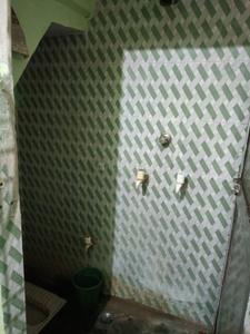 Bathroom Image of 400 Sq.ft 1 RK Builder Floor for rent in Barra Kanpur for Rs. 4500