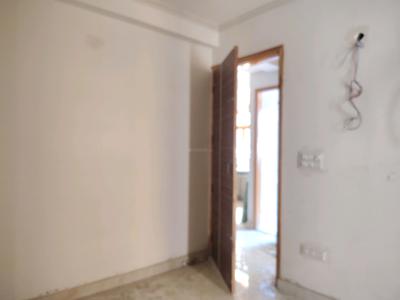Bedroom Image of 650 Sq.ft 2 BHK Apartment / Flat for sale in Sangam Vihar New Delhi for Rs. 3500000