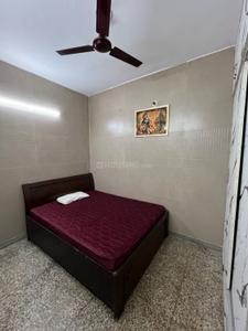 Bedroom Image of 720 Sq.ft 2 BHK Builder Floor for rent in Shalimar Bagh New Delhi for Rs. 24000
