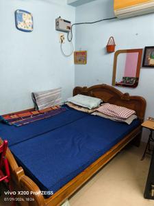 Bedroom Image of 600 Sq.ft 1 BHK Independent House for rent in Aminjikarai Chennai for Rs. 25000