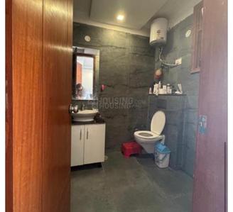 Bathroom Image of 1000 Sq.ft 2 BHK Builder Floor for rent in Hari Nagar New Delhi for Rs. 28000