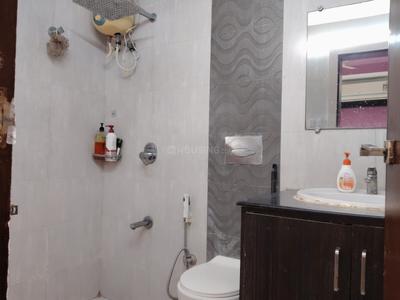 Bathroom Image of 1830 Sq.ft 3 BHK Apartment / Flat for sale in JP Iscon Habitat, Gotri Vadodara for Rs. 7500000