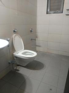 Common Bathroom Image of 1650 Sq.ft 3 BHK Apartment / Flat for rent in Amanora Future Towers, Amanora Park Town Pune for Rs. 56500