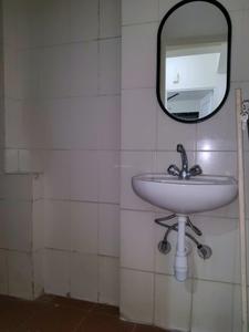 Common Bathroom Image of 845 Sq.ft 2 BHK Apartment / Flat for rent in Kasarvadavali Thane for Rs. 23500
