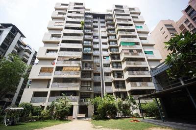 Image of 2610 Sq.ft 4 BHK Apartment / Flat for sale in Satellite, Ahmedabad for Rs. 26500000