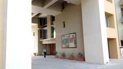 Image of 2280 Sq.ft 3 BHK Apartment / Flat for rent in Adani The Meadows, Shantigram, Ahmedabad for Rs. 42000