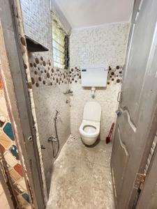 Image of 410 Sq.ft 1 BHK Apartment / Flat for rent in Kandivali West, Mumbai for Rs. 28000