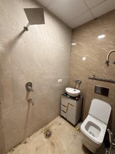 Bathroom Image of 2700 Sq.ft 3 BHK Apartment / Flat for sale in Pratap Vihar Ghaziabad for Rs. 10500000