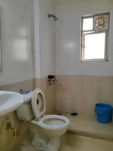 Common Bathroom Image of 630 Sq.ft 1 BHK Apartment / Flat for sale in Hiranandani Crown, Hiranandani Estate Thane for Rs. 10500000