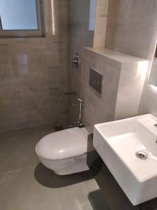 Common Bathroom Image of 2730 Sq.ft 4 BHK Apartment / Flat for sale in Vile Parle East Mumbai for Rs. 107500000