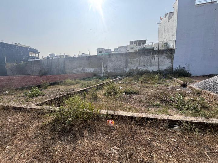 Ekana stadium  se 1 km  Main Image 1