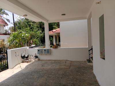 Balcony Image of 1600 Sq.ft 3 BHK Builder Floor for rent in Thudiyalur Coimbatore for Rs. 25000