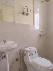 Bedroom Two Image of 1100 Sq.ft 3 BHK Apartment / Flat for rent in Pyramid Infinity, Sector 70A Gurgaon for Rs. 20000