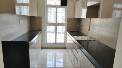 Kitchen Image of 850 Sq.ft 2 BHK Apartment / Flat for rent in Godrej Emerald, Thane West Thane for Rs. 30000