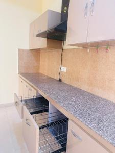 Kitchen Image of 1995 Sq.ft 3.5 BHK Apartment / Flat for rent in Rishita Celebrity Greens Phase 2, Sector A Lucknow for Rs. 32000