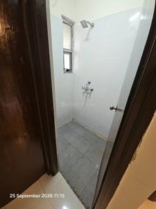 Bathroom Image of 689 Sq.ft 2 BHK Apartment / Flat for rent in Tajganj Agra for Rs. 12000