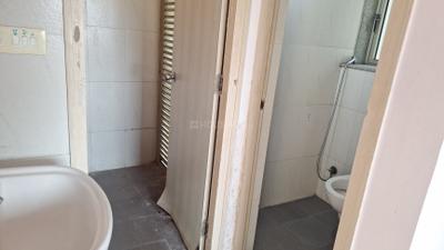 Bathroom Image of 580 Sq.ft 1 BHK Apartment / Flat for rent in Lodha Casa Rio, Palava Phase 1 Thane for Rs. 13000