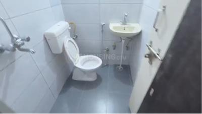 Bathroom Image of 900 Sq.ft 2 BHK Builder Floor for rent in Shyam Nagar Jaipur for Rs. 24000