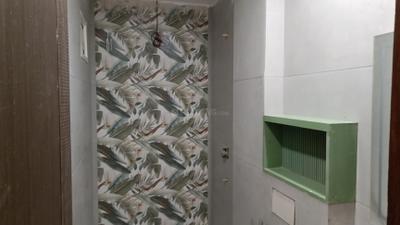 Image of 1850 Sq.ft 4 BHK Builder Floor for sale in Laxmi Nagar, New Delhi for Rs. 22500000