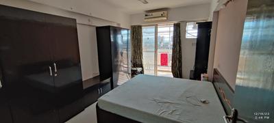 Bedroom Image of 1215 Sq.ft 3 BHK Apartment / Flat for sale in Mirchandani Shalimar Palms, Greater Brajeshwari Indore for Rs. 10500000