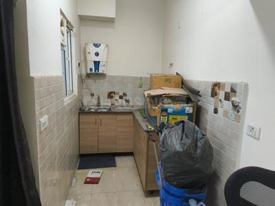 Kitchen Image of 530 Sq.ft 1 BHK Apartment / Flat for rent in Gaurs 14th Avenue, Noida Extension Greater Noida for Rs. 17000