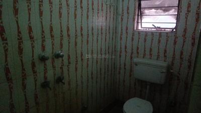 Bathroom Image of 780 Sq.ft 2 BHK Apartment / Flat for rent in Ashok Nagar Kolkata for Rs. 15000