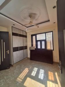 Bedroom Image of 800 Sq.ft 2 BHK Builder Floor for rent in Preet Vihar New Delhi for Rs. 16000
