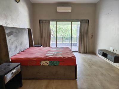 Bedroom Image of 8000 Sq.ft 5 BHK Villa for rent in Riviera Greens Row House, Shantipura Ahmedabad for Rs. 250000