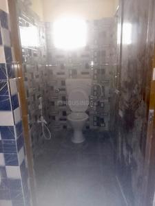 Bathroom Image of 650 Sq.ft 2 BHK Apartment / Flat for rent in Lichubagan Agartala for Rs. 8000
