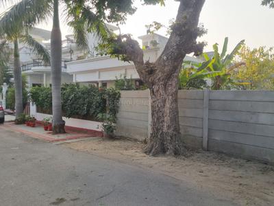 Image of 4380 Sq.ft Residential Plot / Land for sale in Gomti Nagar, Lucknow for Rs. 52560000