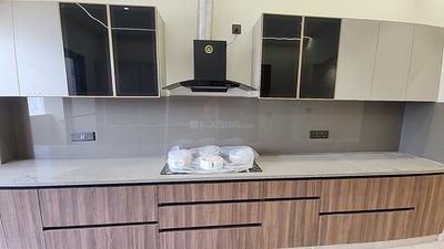 Kitchen Image of 2700 Sq.ft 4.5 BHK Builder Floor for sale in Punjabi Bagh New Delhi for Rs. 62500000