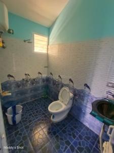 Bathroom Image of 2250 Sq.ft 3 BHK Independent House for rent in Adukkam Dindigul for Rs. 40000