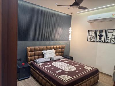 Bedroom Image of 3150 Sq.ft 4 BHK Independent House for rent in Prahlad Nagar Ahmedabad for Rs. 195000