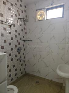 Image of 700 Sq.ft 2 BHK Builder Floor for rent in Paschim Vihar, New Delhi for Rs. 30000